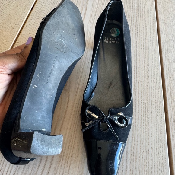 Stuart Weitzman Black Patent & Leather Bow Pumps - Picture 3 of 6